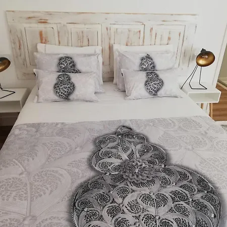 Casa Viela Cega * Βιάνα ντο Καστέλο